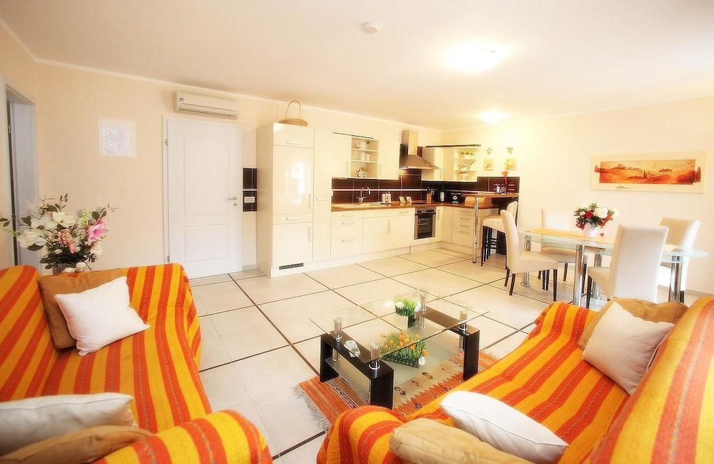 Holiday Home Villa Bella Vrsar Room photo