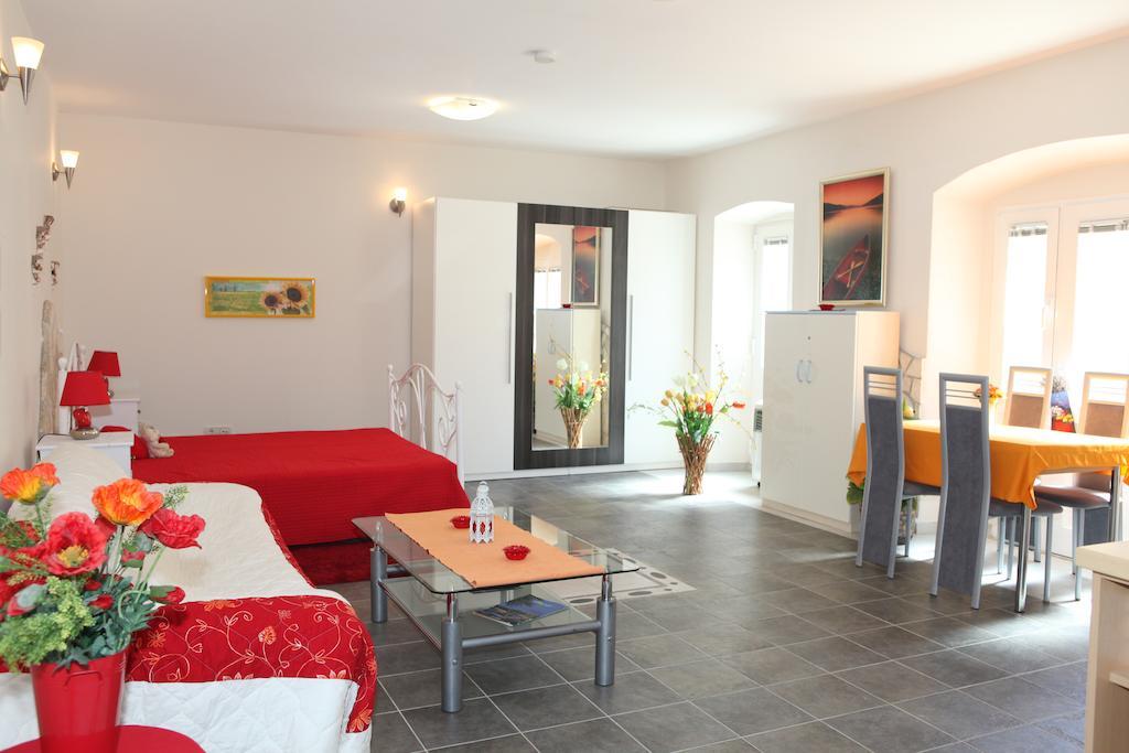 Holiday Home Villa Bella Vrsar Room photo